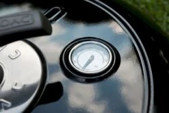 CADAC Carri Chef 50 Gasbarbecue - BBQ/Skottel -Kampeeruitrusting 900 1350 8910 carri chef 50 thermometer 1