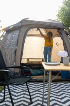 Easy Camp Moonlight Yurt 6 Familietent - 6 Persoons -Kampeeruitrusting easy camp moonlight yurt 6 familietent 9