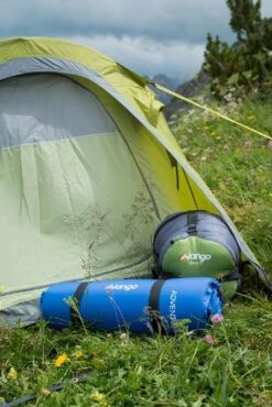 Vango Soul 300 Tunneltent - 3 Persoons 10 Vango Soul 300 Tunneltent - 3 Persoons -Kampeeruitrusting vango soul 300 1